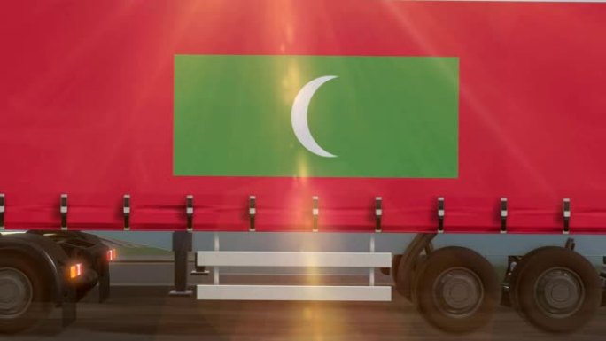 大型卡车侧面显示的马尔代夫国旗