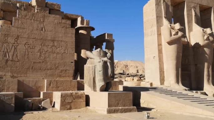 Ramesseum-公元前十三世纪法老拉美西斯二世的纪念神庙，卢克索上埃及的Theban墓地的一部分