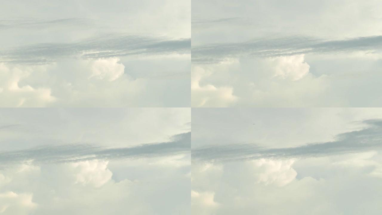 灰色的云线比timelapse上看到的其他云线领先