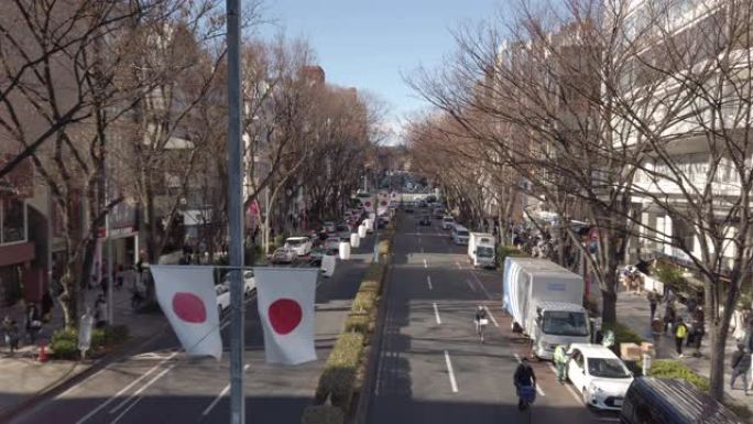4k宽镜头人群走过日本东京的一条大手山都路