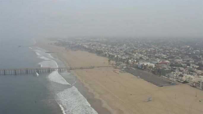 加利福尼亚州威尼斯海滩: 有雾的早晨