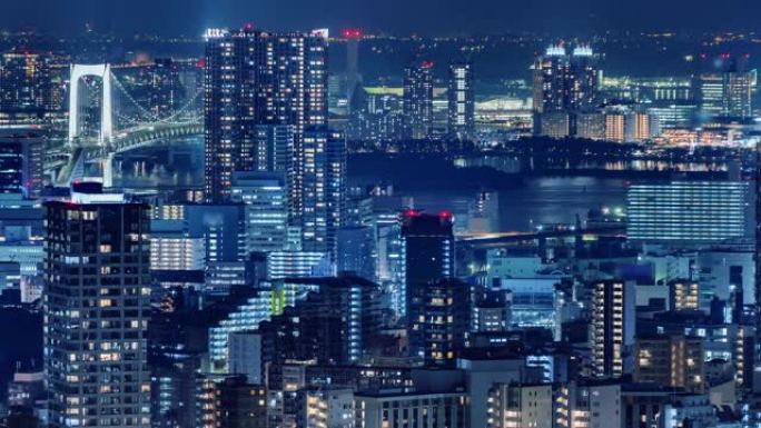 充满光明的东京夜景