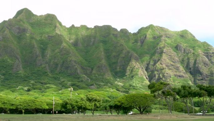 瓦胡岛上的库劳山脉