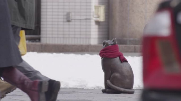 日本旭川街头的猫像