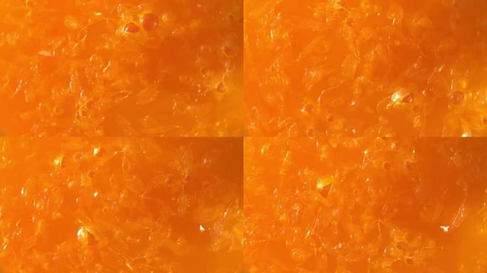 新鲜甜橙旋转榨汁机泡水果水果入水