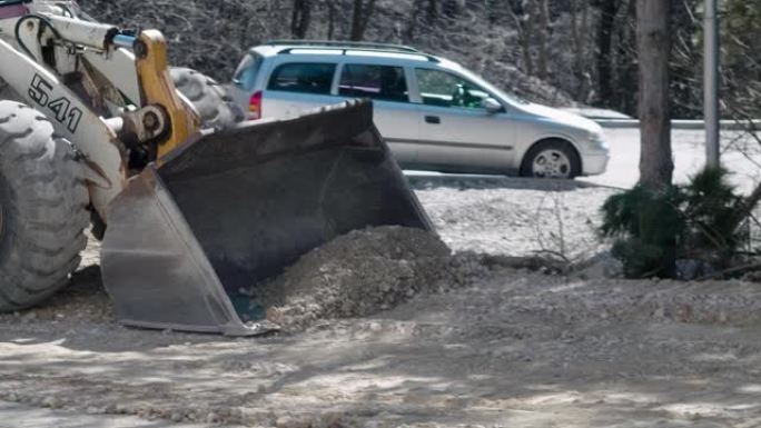 道路建设。运输业。成长中的城市。