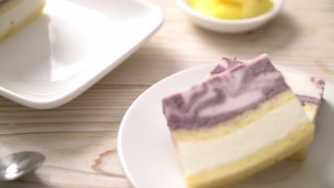 美味的蓝莓酸奶蛋糕