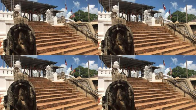 斯里兰卡阿努拉德普勒，寺庙的侧门