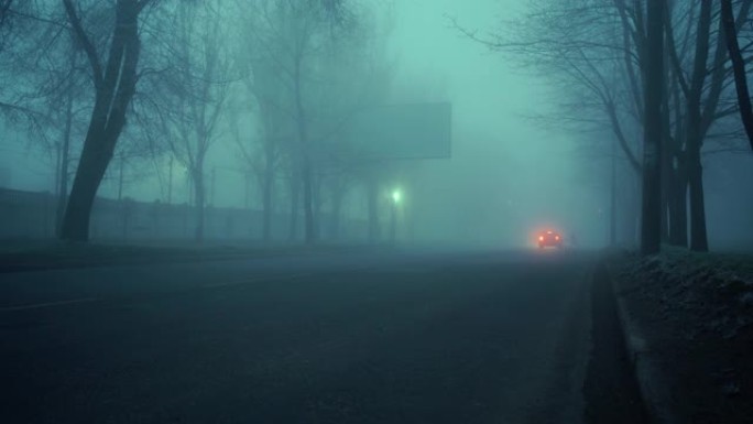 城市中的雾和烟雾惊悚恐怖视频素材街头街道