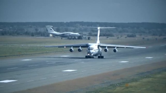 Il-76将执行起飞以满足