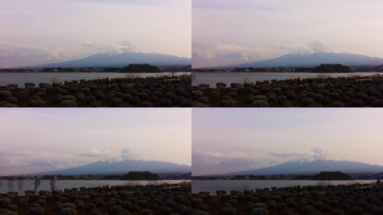 日本富士山景观雪山山顶湖边