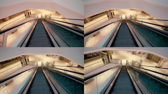 中国深圳购物中心自动扶梯楼梯向下移动