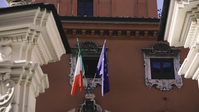 欧盟的旗帜。欧盟的旗帜悬挂在大楼上。