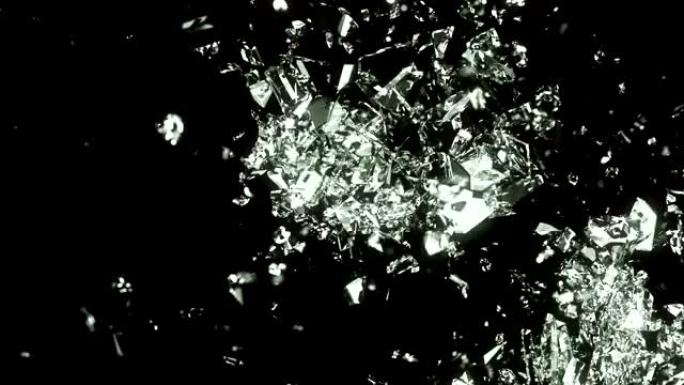 玻璃在慢动作中破碎和破裂。阿尔法哑光