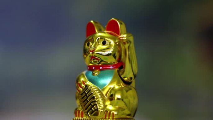 Maneki-neko-挥舞着爪子的中国幸运猫