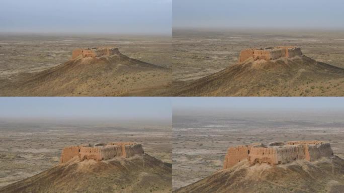 乌兹别克斯坦阿亚兹卡拉2号堡垒的废弃废墟
