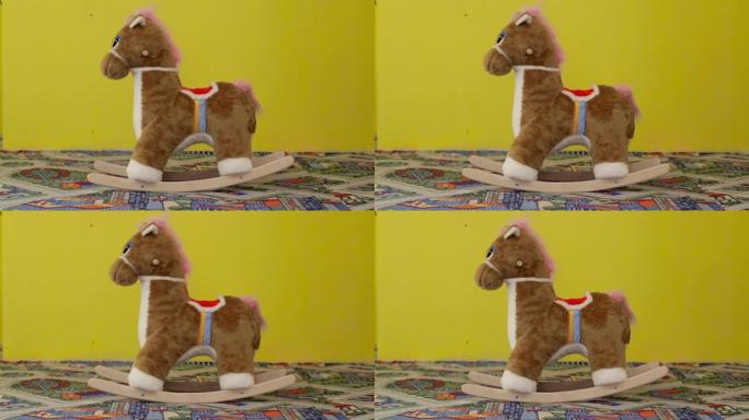 儿童房里的玩具马