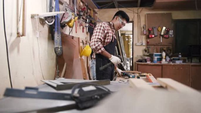 木匠在工作外国男人特写实拍