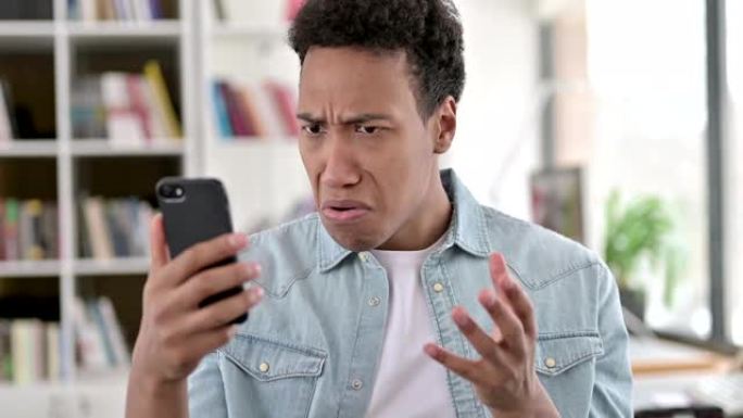 年轻的非洲裔美国人对智能手机的损失感到失望