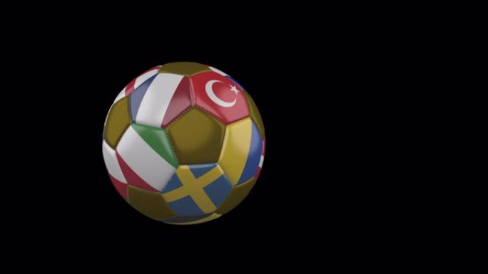 透明背景下缓慢飞行的足球上的20个欧洲国家的旗帜，阿尔法频道