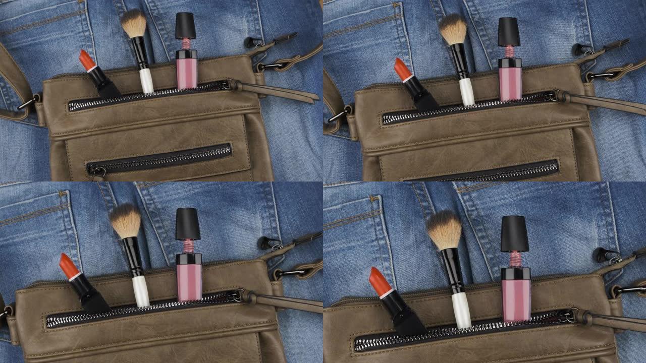 变焦。化妆品从女人包的口袋里伸出来。