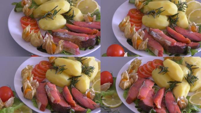 地中海烹饪的鲑鱼地中海美食营养餐丰盛