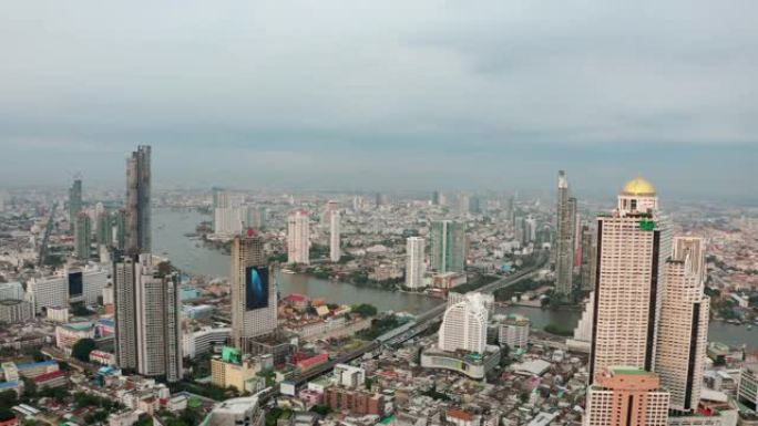 曼谷城市景观外国都市穿梭机
