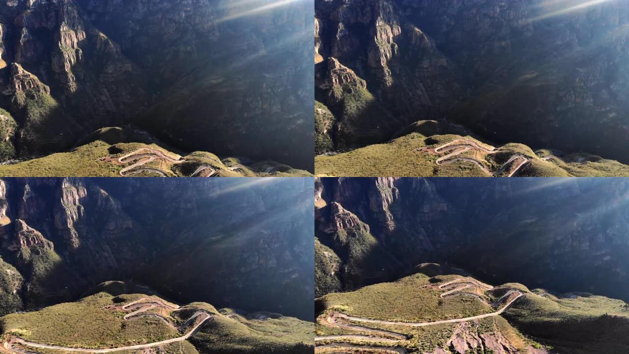 墨西哥奇瓦瓦州历史悠久的巴托皮拉斯镇附近惊人的铜峡谷系统的无人驾驶飞机全景