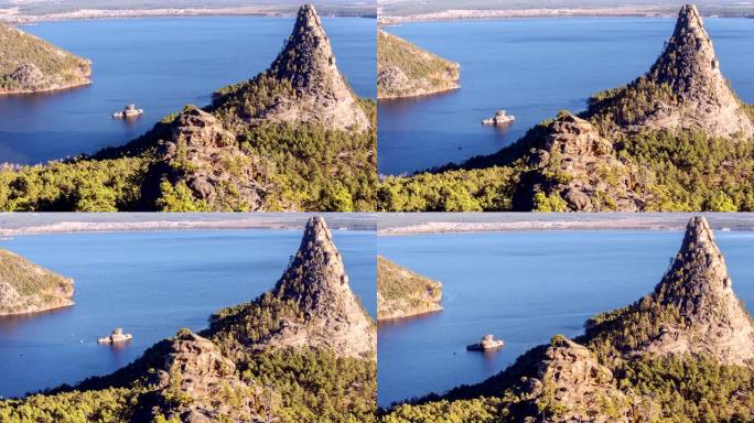Zumbaktas Rock Burabay Lake Time Lapse Zoom在几周后，他是