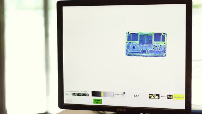 4k分辨率的检查站安全x射线监视器屏幕
