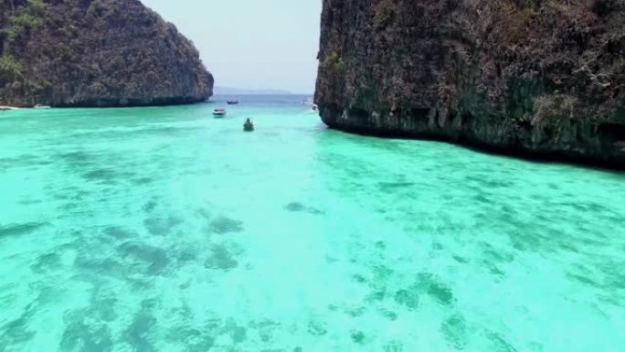 泰国玛雅湾蓝色景色生态海域