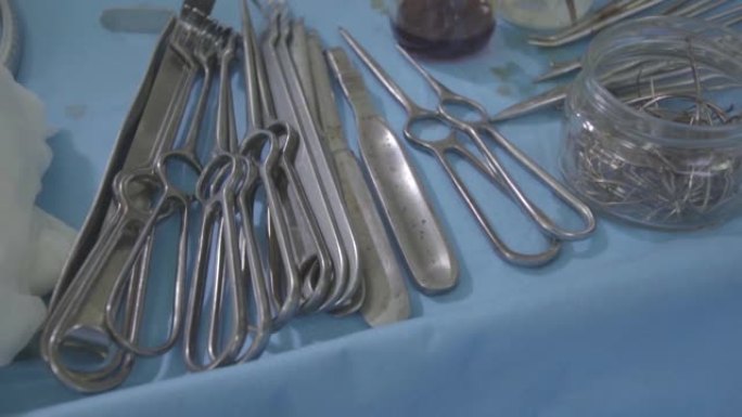 旧手术工具锅动手术手术室医疗器材器械