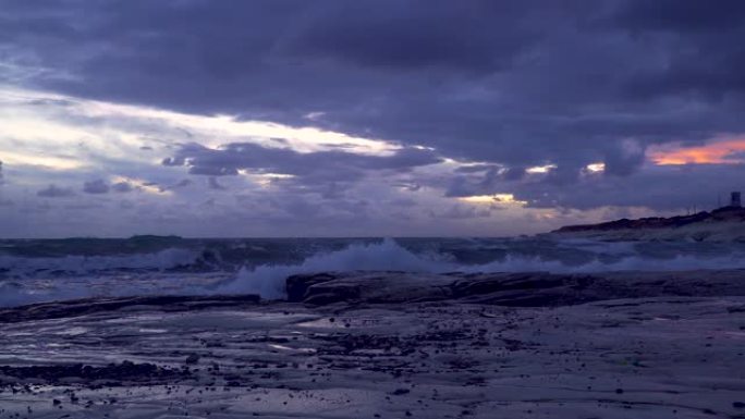 波浪撞击岩石海岸海浪海潮风浪