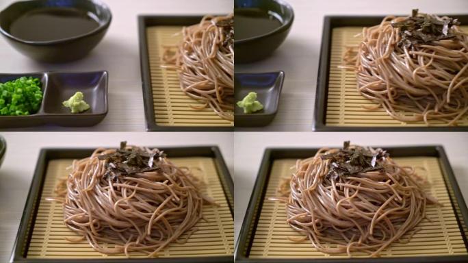 冷荞麦荞麦面或zaru拉面-日本美食风格