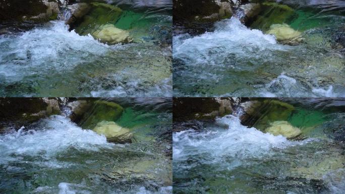 山区河流的慢动作地表水