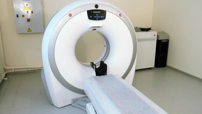 医疗诊所的高科技设备。Ct扫描机器。现代医院的空计算机断层扫描。4K
