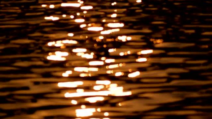 抽象模糊的波克背景的水在黄昏