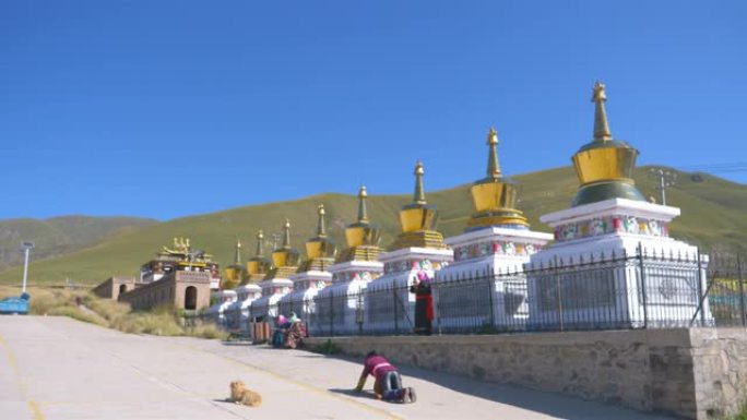 来自中国青海寺庙的藏传佛教寺院。