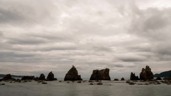 日本和歌山Hashi guiiwa岩的云时间流逝