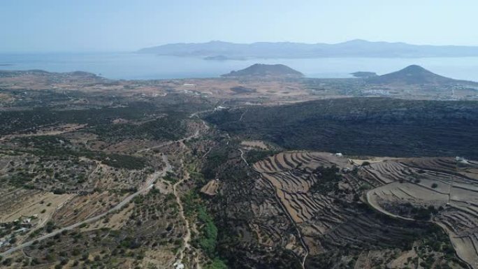 希腊基克拉迪群岛帕罗斯岛上的Lefkes村