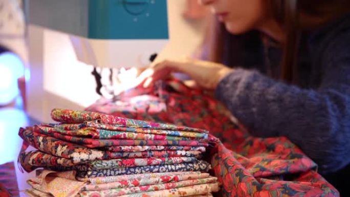 缝纫-彩色织物