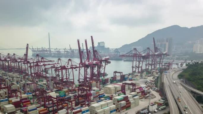 4k时间流逝: 在香港当局港口使用集装箱的起重机