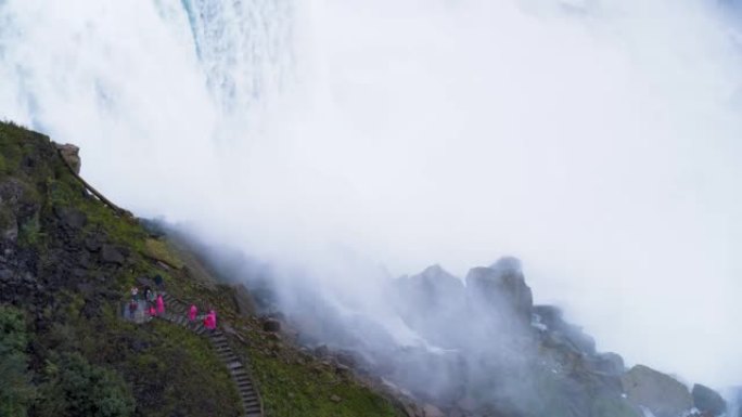 尼亚加拉瀑布瀑布游客在加拿大航空纽约下方