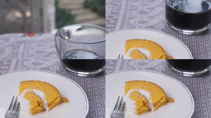 橙色蛋糕饭后甜点