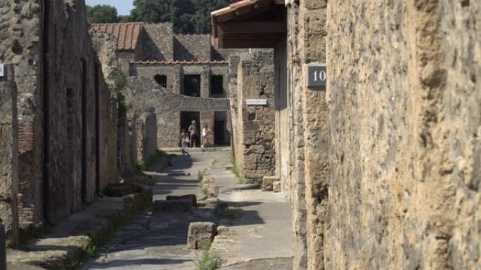 庞贝遗址，失落的古罗马古城。意大利,4 k。手部框架稳定器视频。