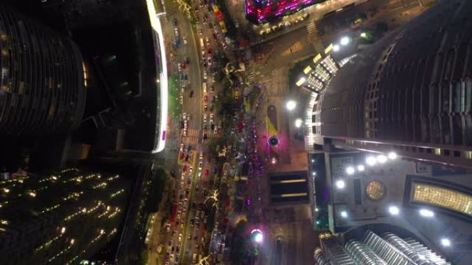 夜间吉隆坡市区交通街空中俯冲全景4k马来西亚