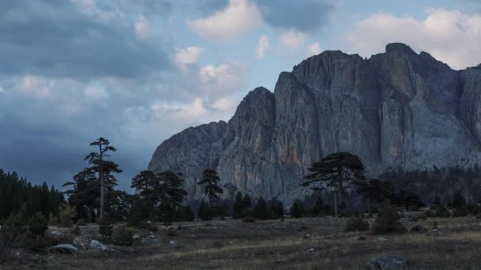 土耳其dedeg ö l山区和高原的延时