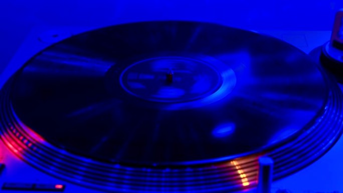 黑胶唱片LP (microsillon disc) 33发白金唱片 (或电唱机)