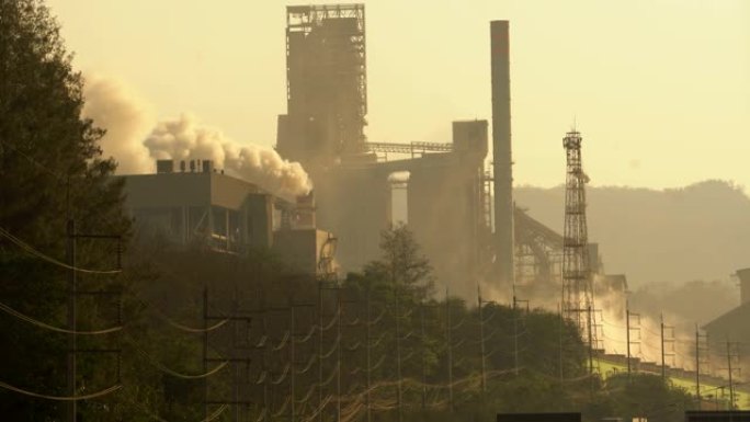 工业厂房管道的空气污染