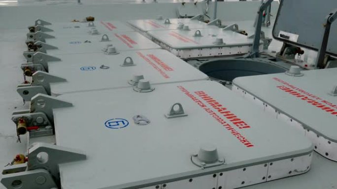 舰船导弹系统室内机器运转钢材
